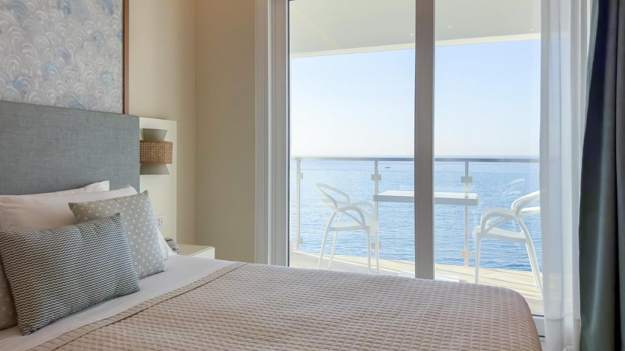 Hotel Giosue' A Mare Sorrento Мета Екстер'єр фото