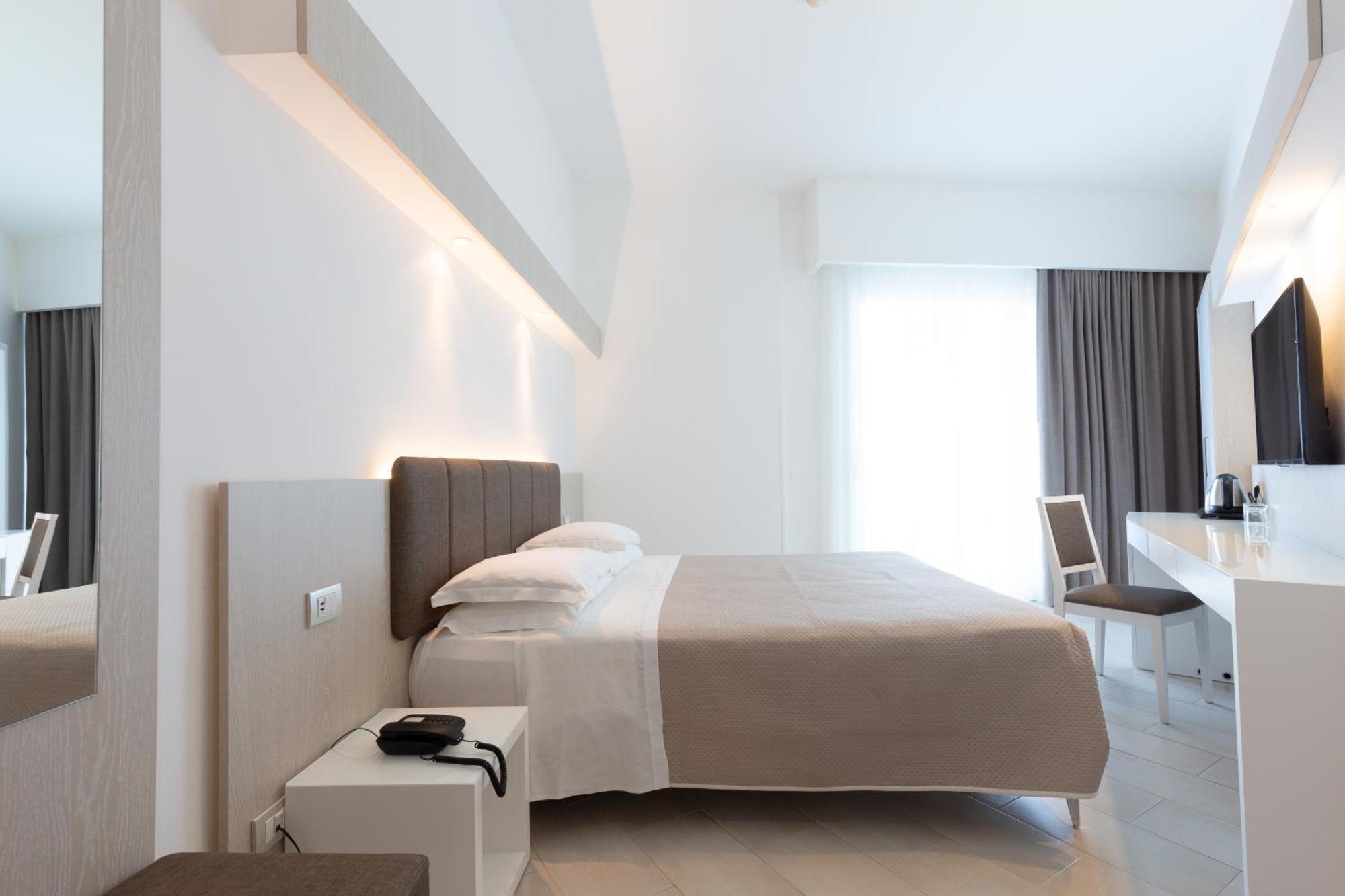 Hotel Giosue' A Mare Sorrento Мета Екстер'єр фото