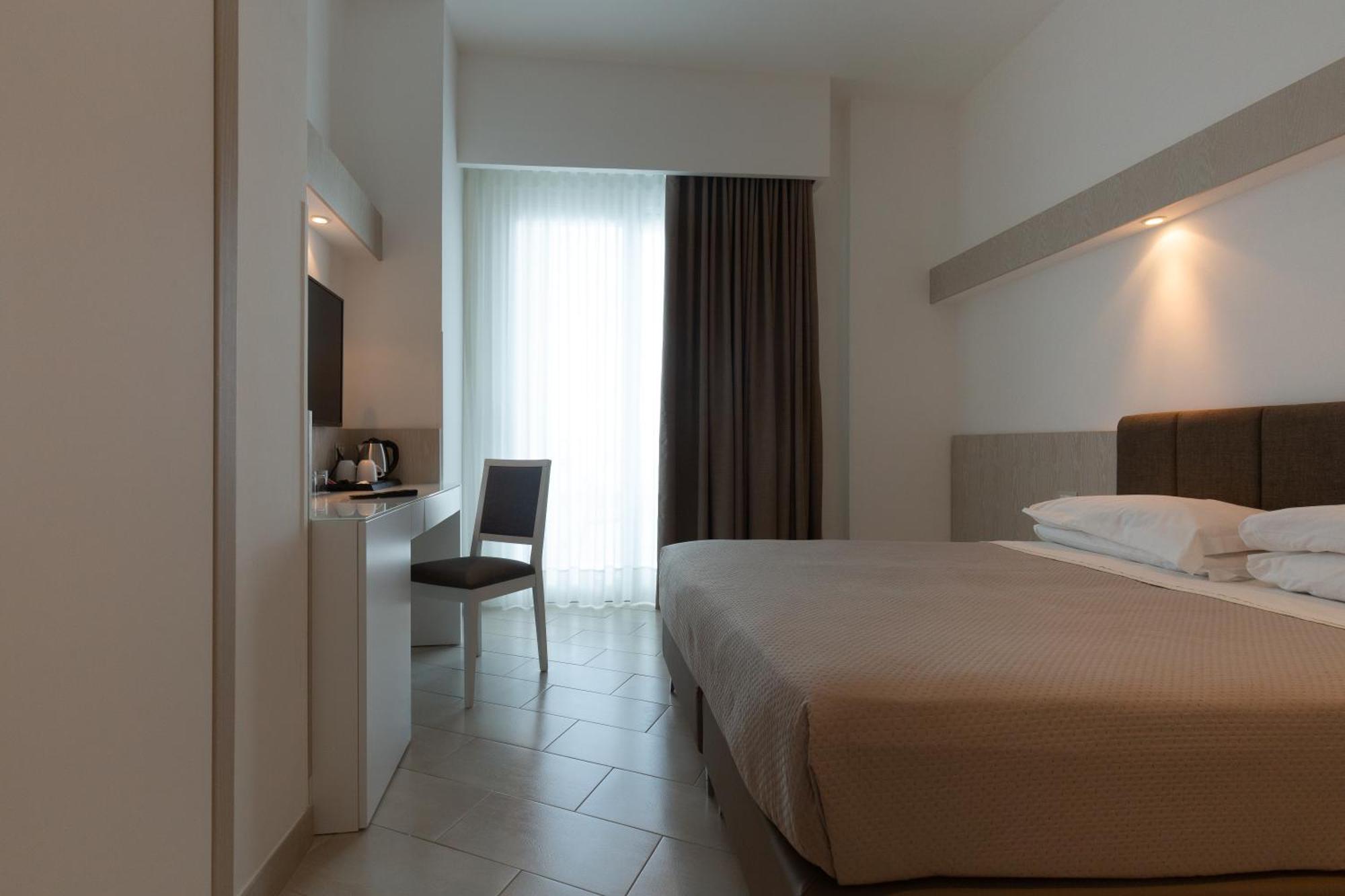 Hotel Giosue' A Mare Sorrento Мета Екстер'єр фото